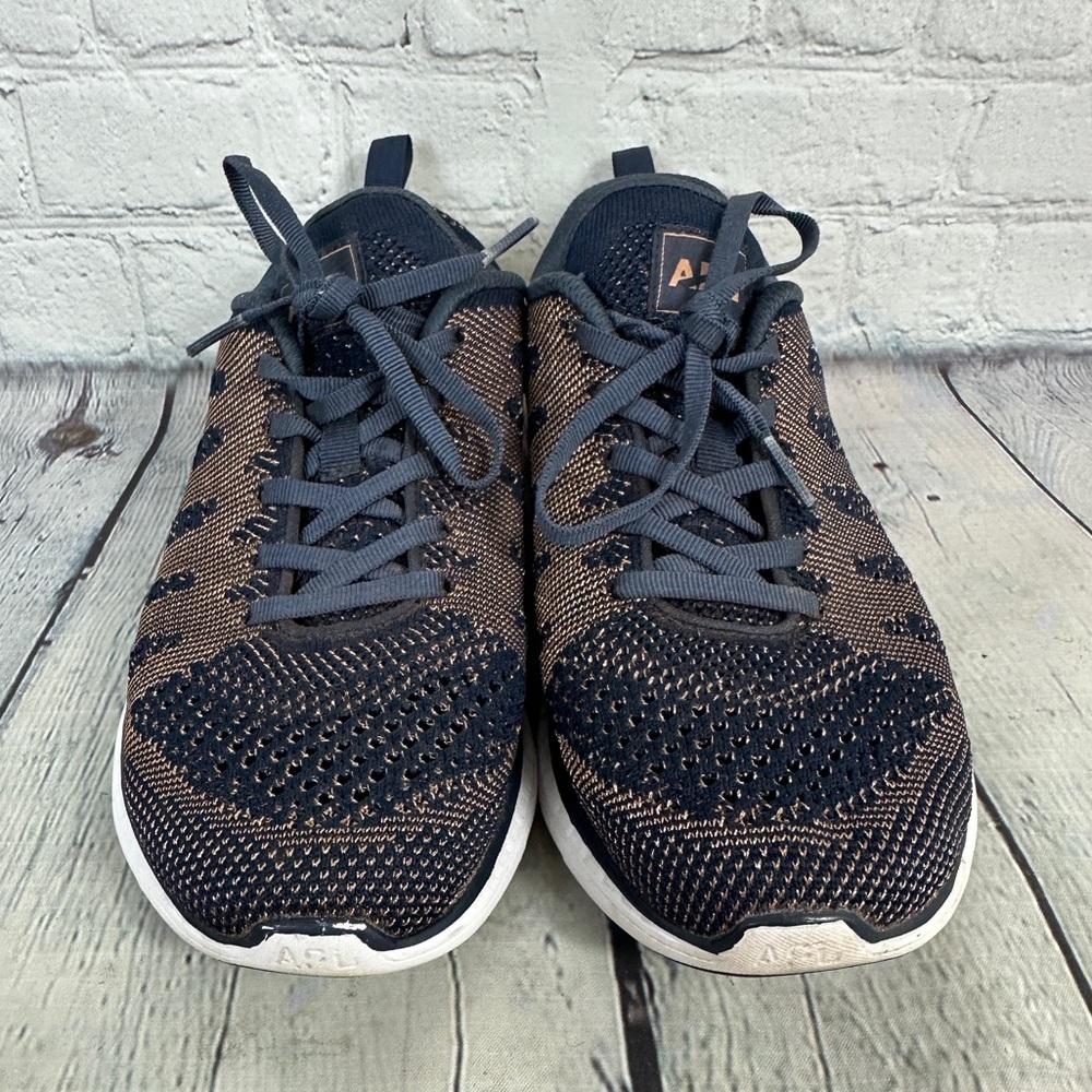 APL Women's Techloom Pro Running Shoes Size 8.5 - Picture 2 of 7